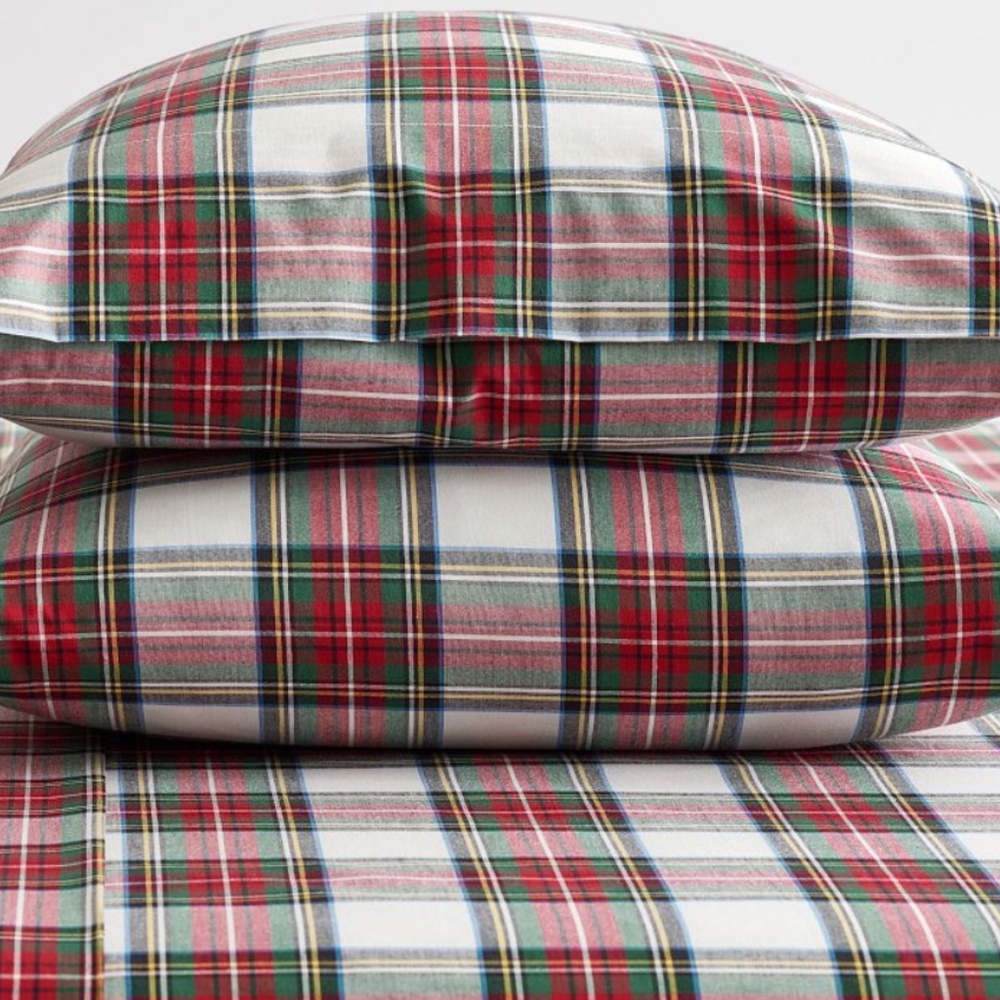 NWT Pottery Barn Stewart Plaid Standard Pillowcases Set of 2 Perfect for RLC